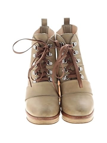 ouigal Ankle Boots (view 2)