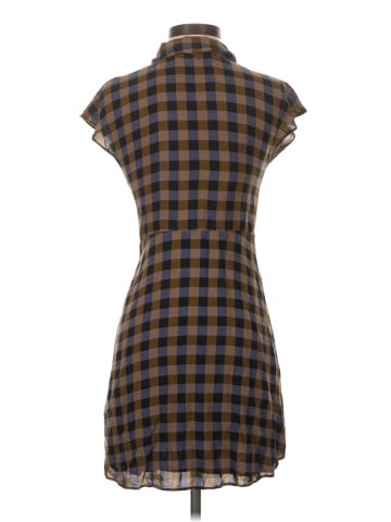 Urban Outfitters Casual Dress (view 2)