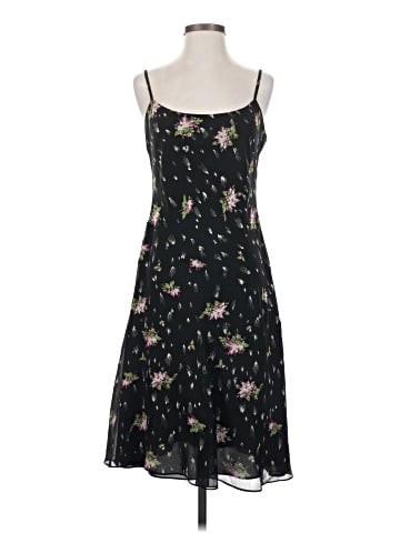 Banana Republic Cocktail Dress (view 1)
