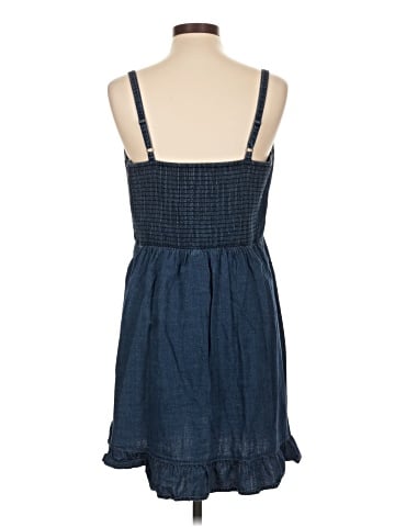 Old Navy Casual Dress (view 2)