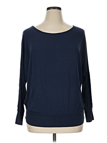Assorted Brands 3/4 Sleeve Top (view 1)