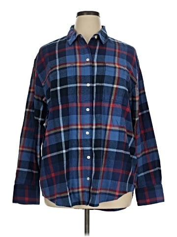 Old Navy Long Sleeve Button-Down Shirt (view 1)