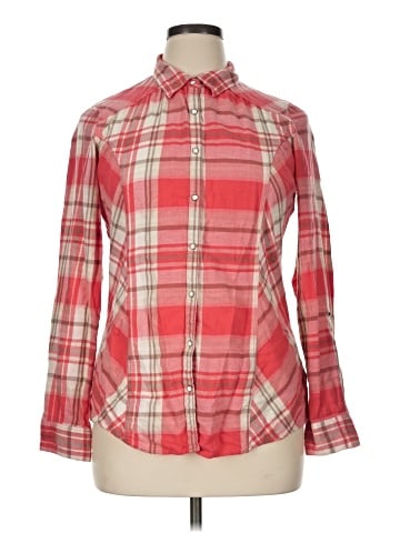 Maurices Long Sleeve Button-Down Shirt (view 1)