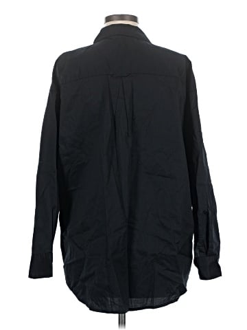 Old Navy Long Sleeve Button-Down Shirt (view 2)