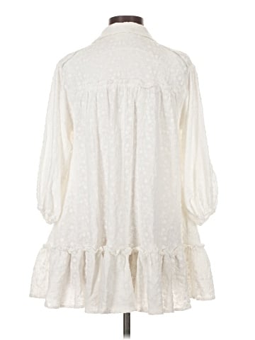 Line & Dot 3/4 Sleeve Blouse (view 2)