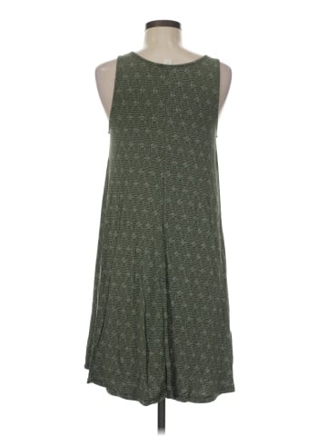 Old Navy Casual Dress (view 2)