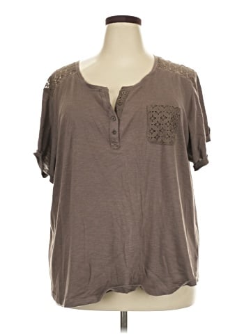 Northcrest Short Sleeve Top (view 1)