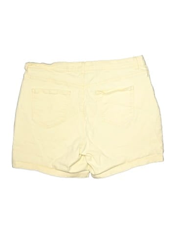 Gloria Vanderbilt Shorts (view 2)