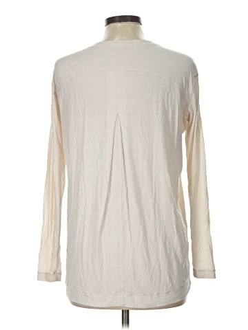 Lululemon Athletica Long Sleeve T-Shirt (view 2)