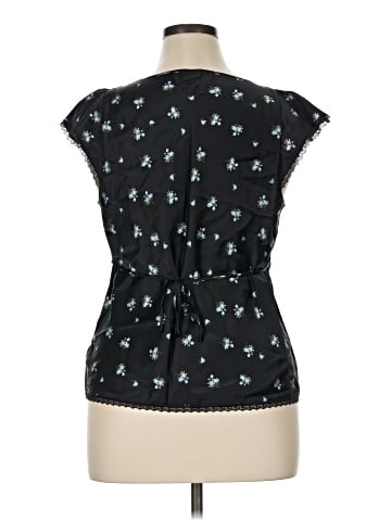 Wilfred Sleeveless Blouse (view 2)