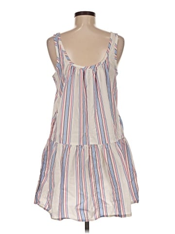 Old Navy Casual Dress (view 2)