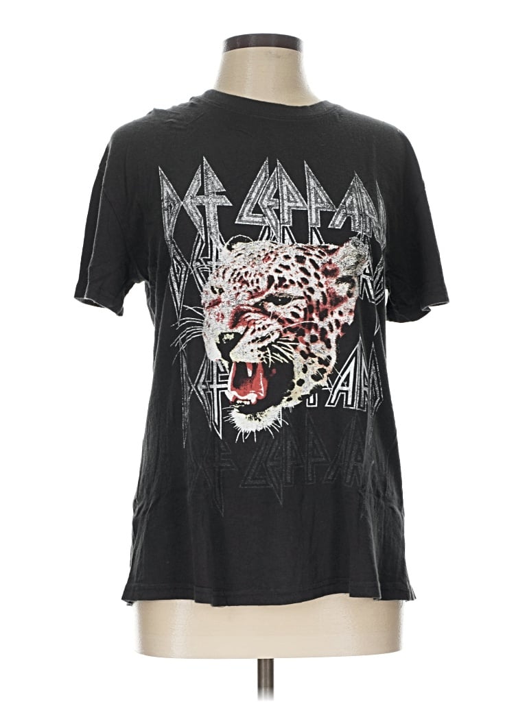 Click to view more detailed imagery on our partner's website Pre-owned Assorted Brands Short Sleeve T-shirt In Black