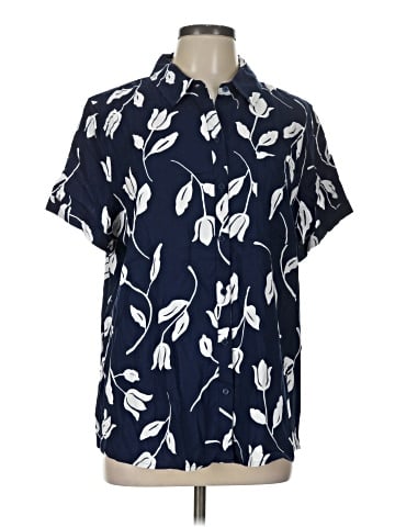 Croft & Barrow Short Sleeve Blouse (view 1)