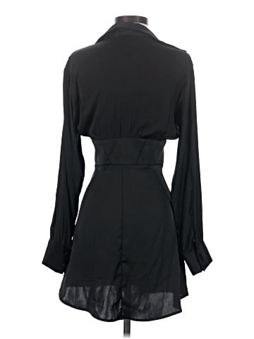 Urban Outfitters Casual Dress (view 2)