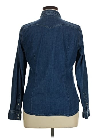 Levi's Long Sleeve Button-Down Shirt (view 2)
