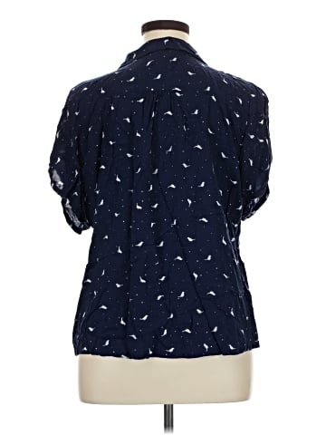 Monroe and Main Short Sleeve Blouse (view 2)