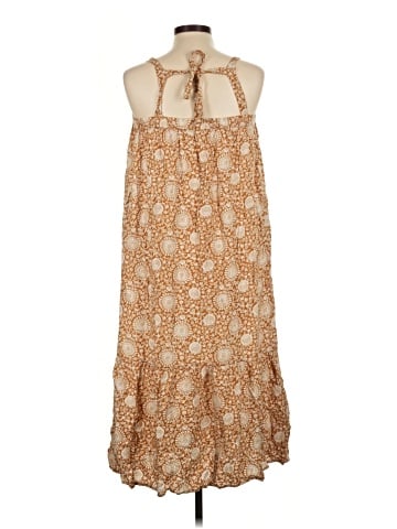 Old Navy Casual Dress (view 2)
