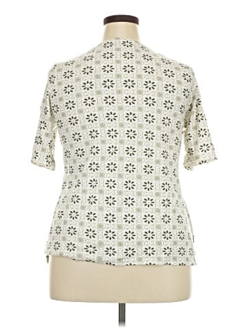 Croft & Barrow Short Sleeve Blouse (view 2)