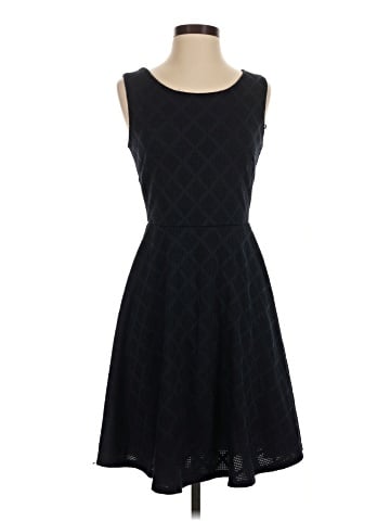 Le Lis Casual Dress (view 1)