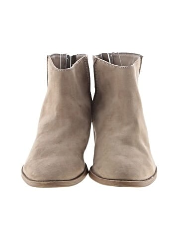 Universal Thread Ankle Boots (view 2)