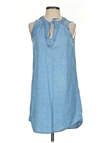 Old Navy Casual Dress (view 1)