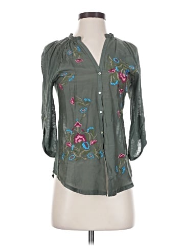Tiny 3/4 Sleeve Blouse (view 1)