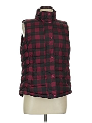Gap Outlet Vest (view 1)