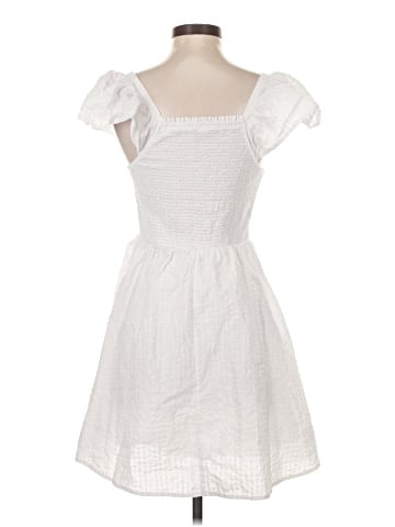 Old Navy Casual Dress (view 2)