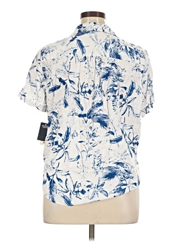 Lucky Brand Short Sleeve Button-Down Shirt (view 2)