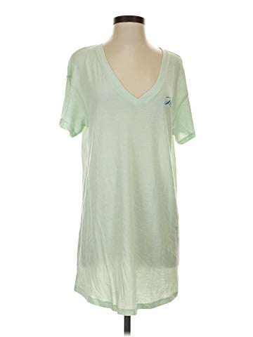 Victoria's Secret Short Sleeve T-Shirt (view 1)
