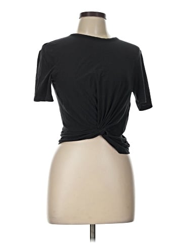 Lululemon Athletica Short Sleeve T-Shirt (view 1)