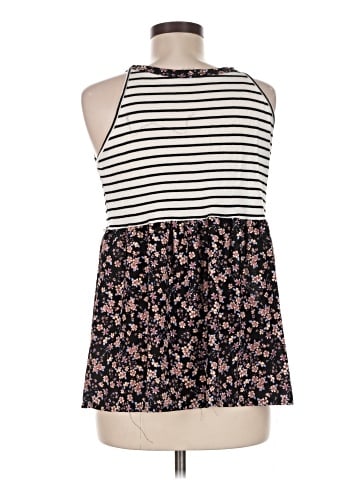 Lovely Melody Sleeveless Top (view 2)