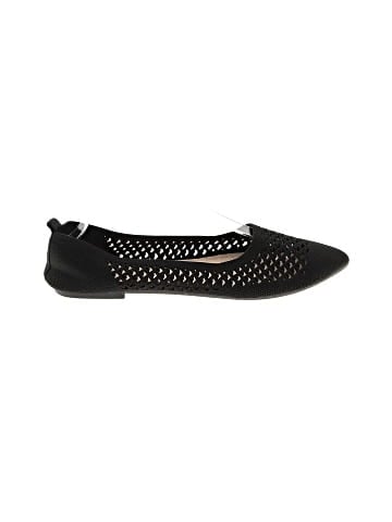 Unbranded Flats (view 1)