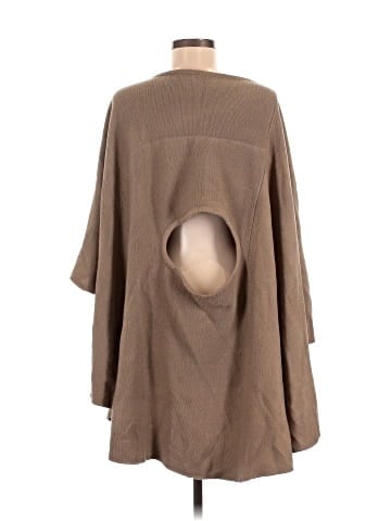 Look Poncho (view 2)