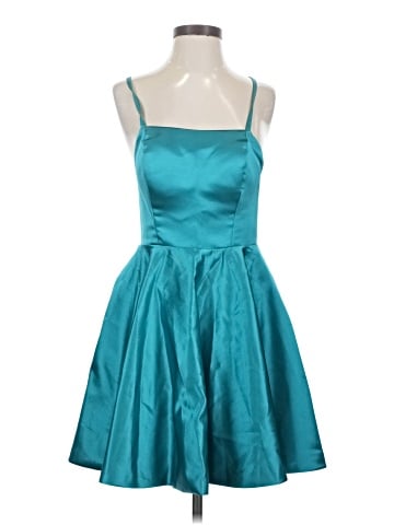 Vnaix Cocktail Dress (view 1)