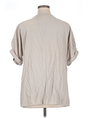 Amaryllis Short Sleeve T-Shirt (view 2)