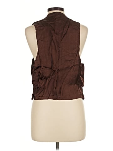 Unbranded Sleeveless Button-Down Shirt (view 2)