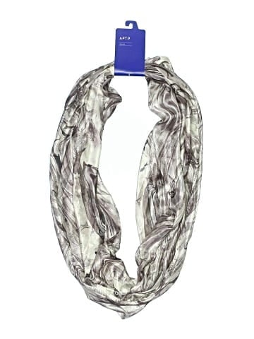 Kohl's Scarf (view 1)