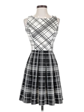 Xhilaration Cocktail Dress (view 1)