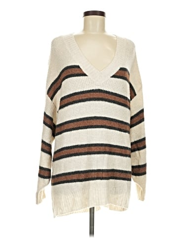 American Eagle Outfitters Pullover Sweater (view 1)
