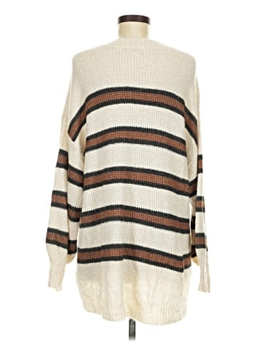 American Eagle Outfitters Pullover Sweater (view 2)