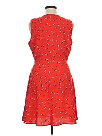 Ann Taylor LOFT Outlet Cocktail Dress (view 2)