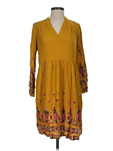 Floreat Casual Dress (view 1)