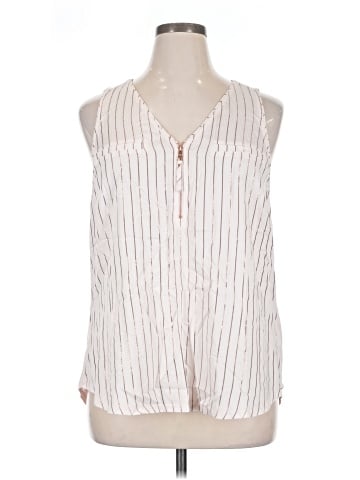 Candie's Sleeveless Button-Down Shirt (view 1)