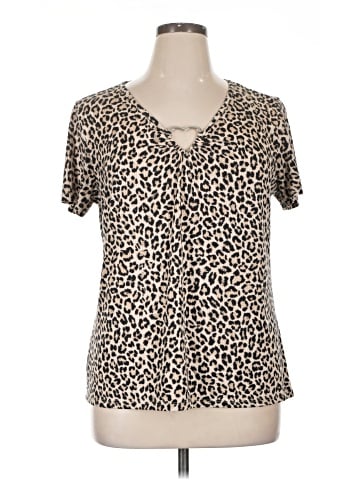 Free Kisses Short Sleeve Top (view 1)