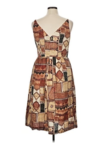 Harve Benard by Benard Holtzman Casual Dress (view 2)