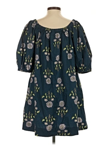 Old Navy Casual Dress (view 2)