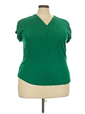Liz Claiborne Short Sleeve T-Shirt (view 1)