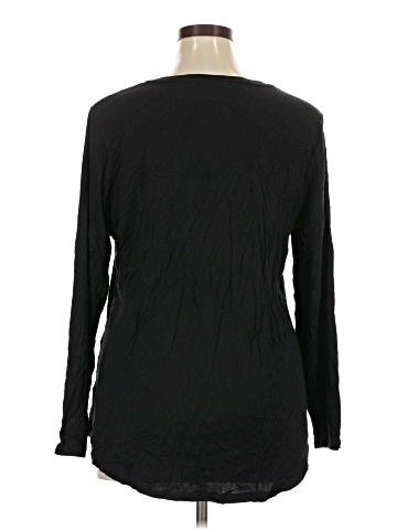 Old Navy Long Sleeve T-Shirt (view 2)