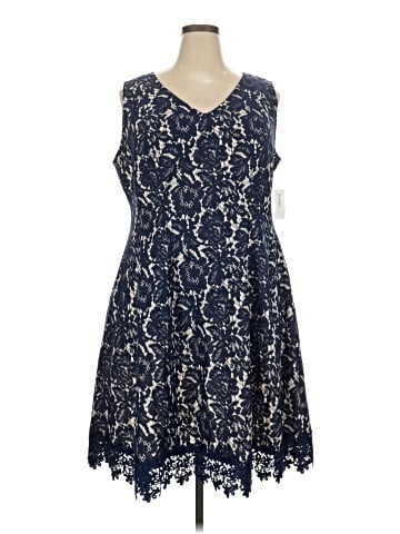 Roz & Ali Cocktail Dress (view 1)
